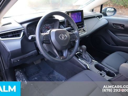 Used 2025 Toyota Corolla LE image 10