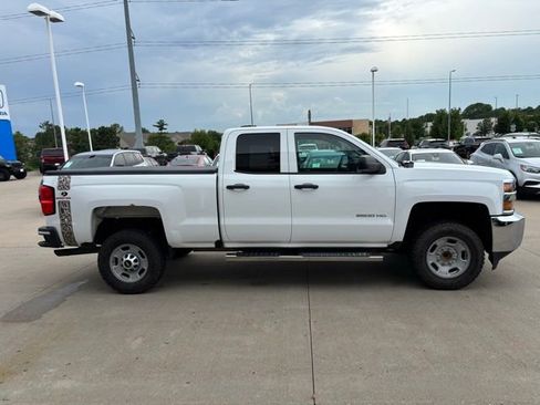 Used 2016 Chevrolet Silverado 2500 W/T w/ WT Convenience Package RWD image 4