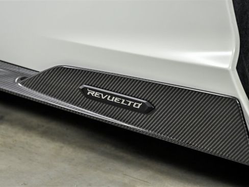 Used 2024 Lamborghini Revuelto AWD/4WD image 26