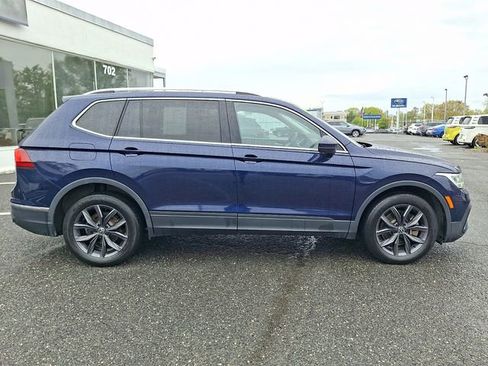 Used 2022 Volkswagen Tiguan SE AWD/4WD image 7