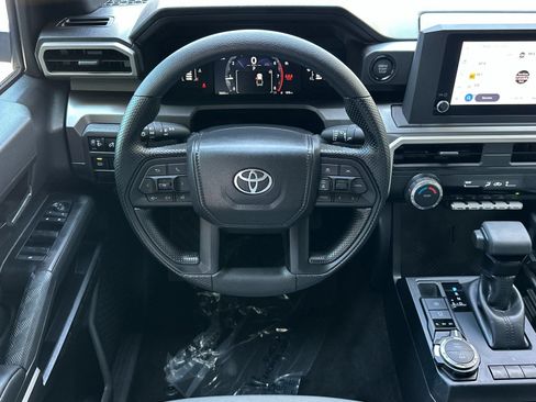 Used 2026 Toyota Tacoma SR5 AWD/4WD image 13