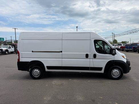 Used 2023 RAM ProMaster 2500 FWD image 19