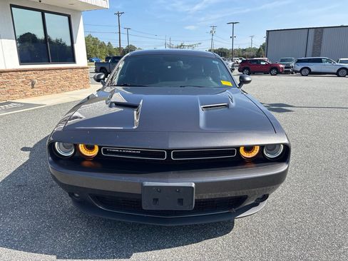Used 2019 Dodge Challenger SXT w/ Plus Package RWD image 10