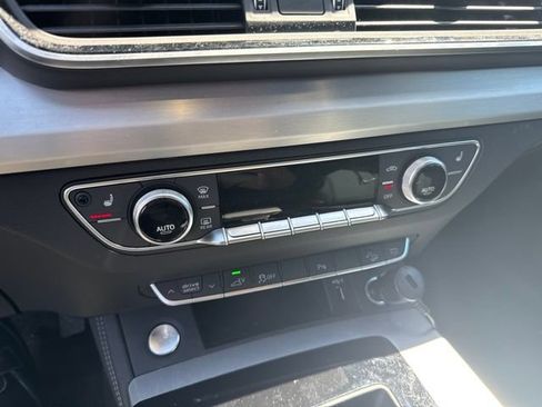 Certified 2024 Audi Q5 e Premium Plus AWD/4WD image 7