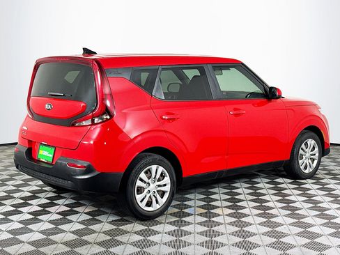 Used 2021 Kia Soul LX image 10