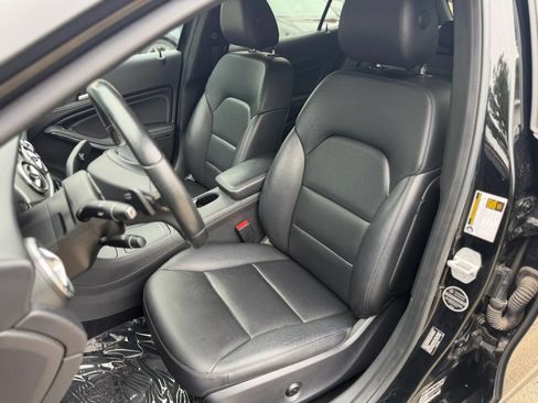 Used 2015 Mercedes-Benz GLA 250 4MATIC image 18