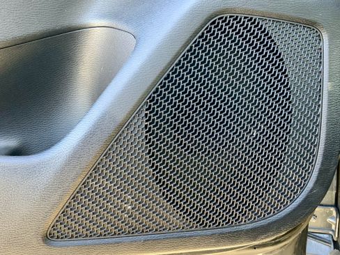 Used 2024 Mitsubishi Outlander SE image 56