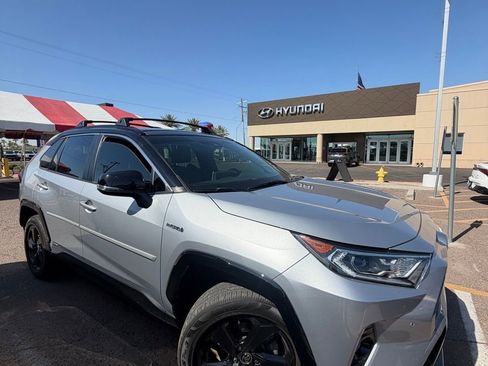 Used 2020 Toyota RAV4 XSE AWD/4WD image 7