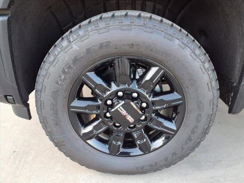 New 2026 GMC Sierra 2500 AT4 w/ AT4 Premium Plus Package image 22