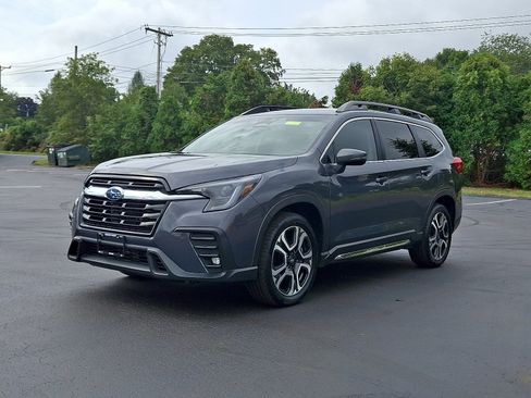 Used 2023 Subaru Ascent Limited AWD/4WD image 3