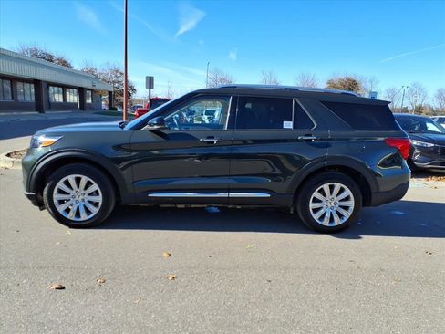 Certified 2023 Ford Explorer Limited w/ Equipment Group 301A image 2