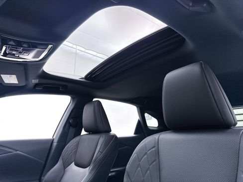 Used 2024 Lexus RX 350 FWD image 3