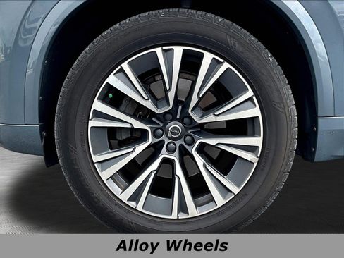 Used 2020 Volvo XC90 T5 Momentum FWD image 34