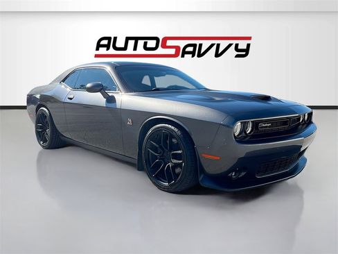 Used 2020 Dodge Challenger R/T Scat Pack image 1