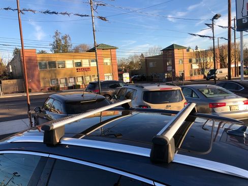 Used 2018 Audi Q5 2.0T Premium Plus w/ Premium Plus Package image 8