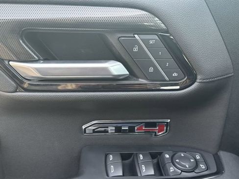 Used 2023 GMC Sierra 1500 AT4 w/ AT4 Premium Package image 25