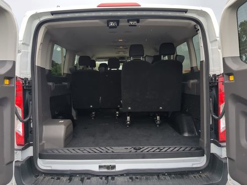 Used 2022 Ford Transit 350 XLT image 13