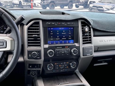 Certified 2021 Ford F250 Lariat AWD/4WD image 15