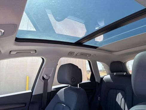 Used 2021 Audi Q5 2.0T Premium Plus w/ Premium Plus Package image 9