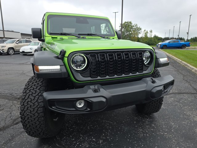 Used 2025 Jeep Wrangler Unlimited Sport AWD/4WD image 9