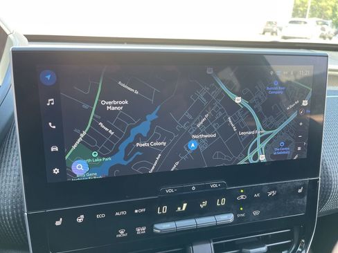 Used 2023 Toyota bZ4X XLE image 10