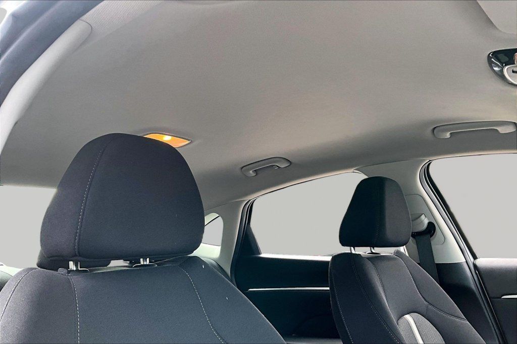 Used 2025 Hyundai Sonata SEL FWD image 27