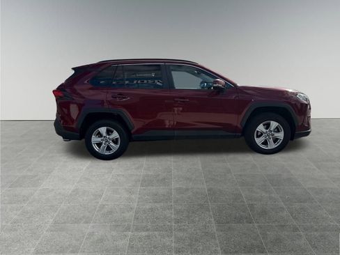 Used 2021 Toyota RAV4 XLE image 7