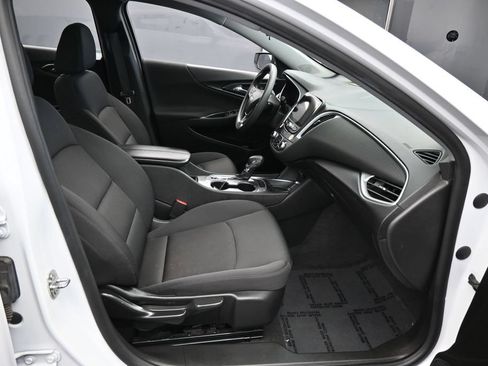 Used 2024 Chevrolet Malibu LT FWD image 37