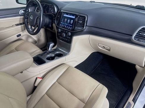 Used 2022 Jeep Grand Cherokee Limited image 38