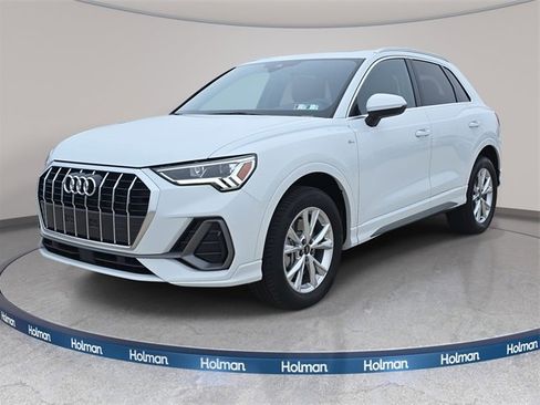 Used 2025 Audi Q3 2.0T Premium w/ Convenience Package image 1