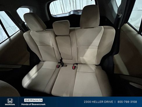Used 2013 Toyota RAV4 XLE AWD/4WD image 28