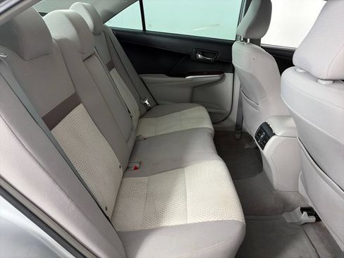 Used 2013 Toyota Camry XLE w/ Convenience Pkg FWD image 25