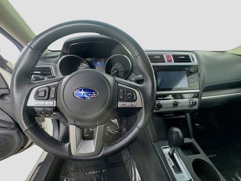 Used 2017 Subaru Legacy 2.5i Limited AWD/4WD image 13