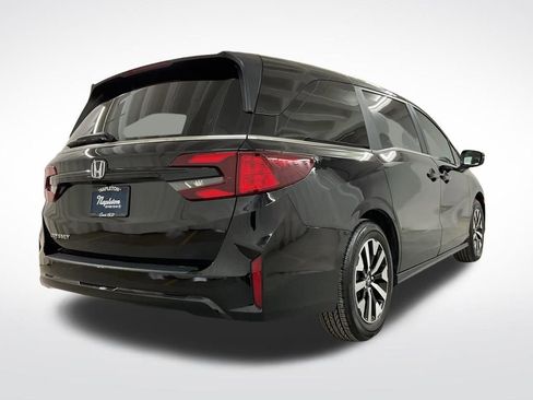 Certified 2026 Honda Odyssey EX-L image 3