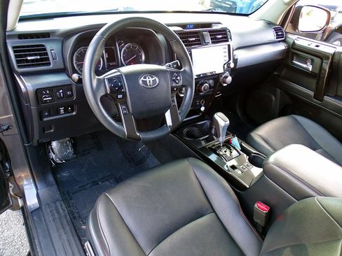Used 2021 Toyota 4Runner TRD Off-Road Premium w/ Moonroof Package AWD/4WD image 19