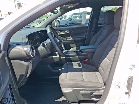 Used 2025 Chevrolet Equinox LT AWD/4WD image 10