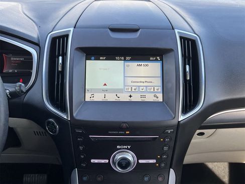 Used 2018 Ford Edge Titanium w/ Canadian Touring Package image 27