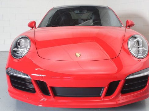Used 2016 Porsche 911 Carrera S image 9