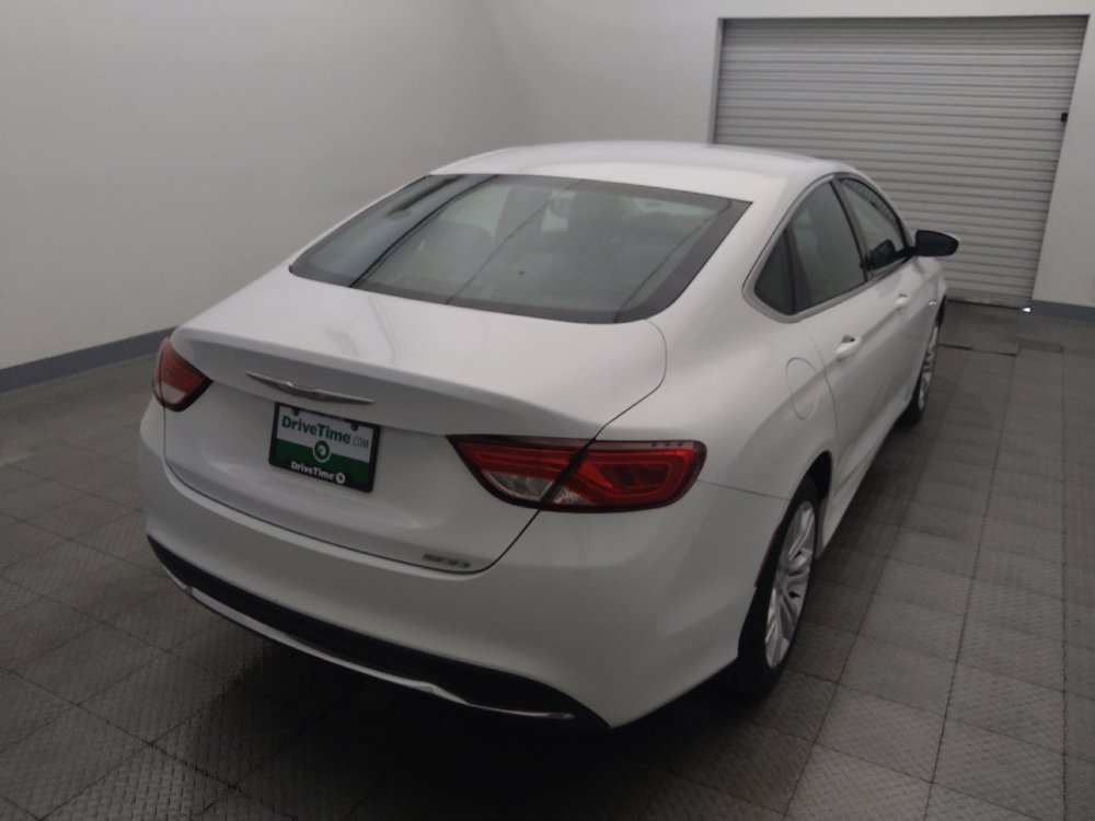 Used 2016 Chrysler 200 Limited FWD image 7