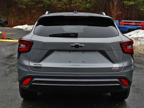 New 2026 Chevrolet Trax RS w/ Sunroof Package image 7
