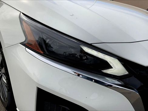 Used 2025 Nissan Altima 2.5 SV image 29
