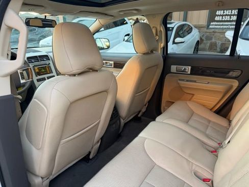 Used 2010 Lincoln MKX 2WD image 29