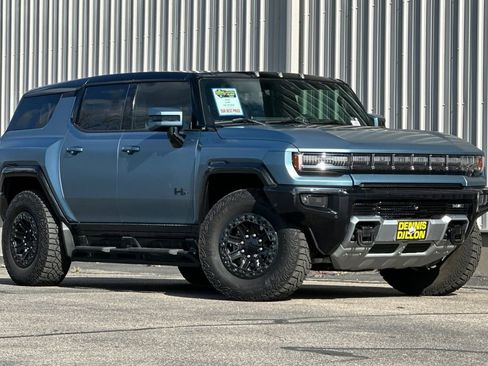 Used 2024 GMC Hummer EV 3X w/ Omega Edition AWD/4WD image 2