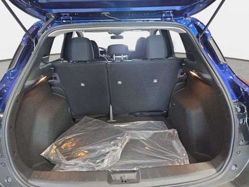 New 2027 Nissan Kicks SV w/ Cold Weather Package FWD image 12