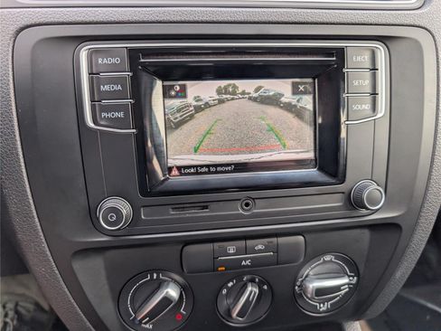 Used 2017 Volkswagen Jetta S FWD image 25