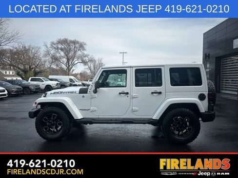 Used 2017 Jeep Wrangler Unlimited Sahara image 6