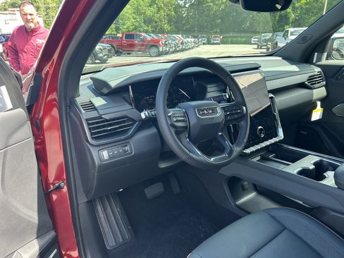 New 2026 GMC Acadia AT4 w/ Luxury Package AWD/4WD image 18