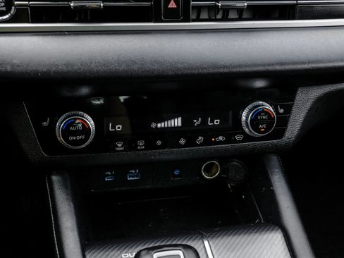 Used 2022 Mitsubishi Outlander SE AWD/4WD image 31