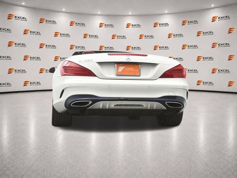Used 2018 Mercedes-Benz SL 550 image 36