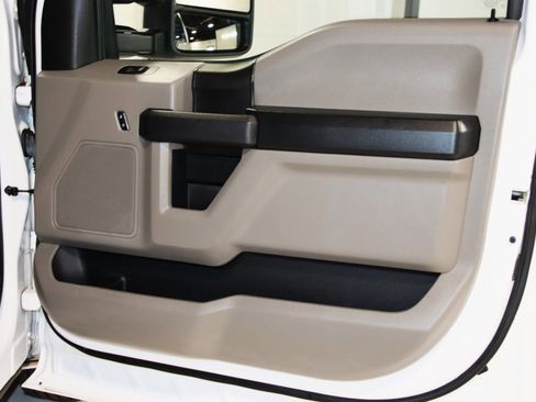 Used 2018 Ford F150 XL w/ Trailer Tow Package w/101A image 43